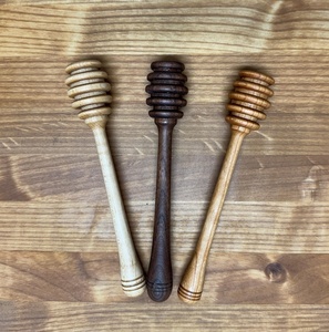 Cuillère à miel en bois tourné à la main, écologique, pour le camping, avec long manche et finition polie miroir - Product Image 2