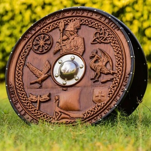 Escudo Vikingo Hecho a Mano de 24 Pulgadas, Diseño Celta Marrón, Acero al Carbono, Personalizable, ODM/OBM/OEM, Mango de Madera, Marca Ahmad Fabric - Product Image 3