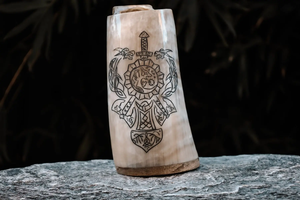 Taza de Cuerno de Búfalo Hecha a Mano, Ecológica, con Diseño Rústico Tallado en Forma Natural, con Motivos de Animales y Religiosos, Artículo de Colección AUREVIA CRAFTS - Product Image 4