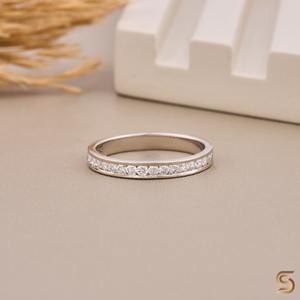 Anillo de media eternidad con diamantes cultivados en laboratorio |   Anillo de Boda Apilable de 0.38 CT |   Anillo de Diamantes de Oro de 18K para Mujer - Product Image 2