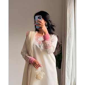 เสื้อปาร์ตี้ออกแบบสำหรับผู้หญิงพร้อมชุดหรูหรา farashi salwar - Product Image 2