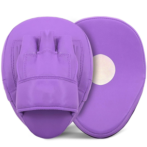 Mitaines d'entraînement de qualité supérieure avec rembourrage en mousse haute densité, coussinets de frappe durables pour les arts martiaux, le kickboxing et le karaté - Product Image 1