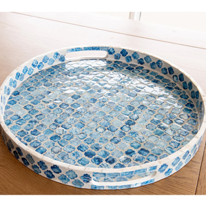 Plateau de service en nacre, dessous-de-plat rond à motif floral, plateau moderne en rotin et nacre à prix avantageux - Product Image 2