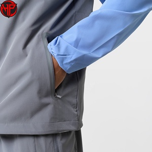 Conjunto de Chaqueta y Pantalones Cortos de Nailon Impermeable Personalizado, Chaqueta Cortavientos, Conjunto Deportivo, Chaqueta de Verano, Pantalones Cortos Ligeros con Capucha - Product Image 4