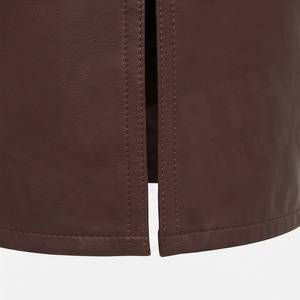 Jupe crayon en similicuir pour femme, longueur genou, couleur unie, design minimaliste avec fente avant, taille normale, à porter en toutes saisons - Product Image 6