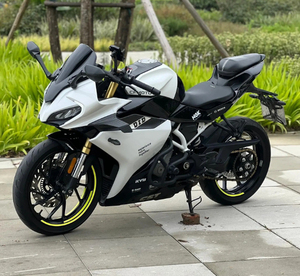 รถมอเตอร์ไซค์ CFMOTO 250SR สตรีทไบค์ 249 ซีซี - เครื่องยนต์ทรงพลัง 21.5 กิโลวัตต์ หน้าจอ TFT ระบบ ABS และ TCS ได้รับการรับรองมาตรฐาน CE - Product Image 3