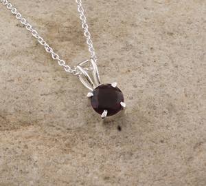 Colgante de Granate Rojo Natural Chapado en Platino Vintage al por Mayor, Plata de Ley 925, Amuleto de Gema Rosa, Joyería a Precio de Fábrica al por Mayor - Product Image 1