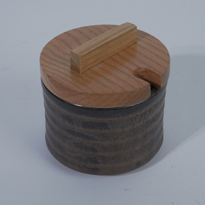 Pot à sauce soja en céramique gris brun avec couvercle en bois 150 ml, design moderne, empilable pour restaurant, hôtel, vaisselle, sauce soja, vinaigre - Product Image 2