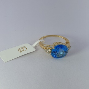 Anillo Clásico de Oro Amarillo de 14K con Topacio Azul de Corte Ovalado para Mujer, Joyería Fina de Diseño, Elegante Accesorio de Moda para Boda - Product Image 4