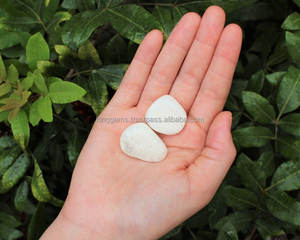 Best Selling White Scolecite Tumbled Stone Natural Super Fine King Gems India Handmade Feng Shui Crystal Gemstone Home Decor - Product Image 2