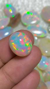 Opale naturelle, pierre précieuse en vrac, cabochon ovale, jeu de couleurs, pierre blanche irrégulière pour bague, pendentif, bijoux - Product Image 1