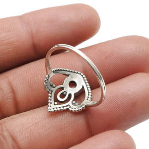 แหวนพลอยออนิกซ์สีแดงทรงกลมแท้ แหวนเงินแท้ 925 ประดับมงกุฎ สไตล์โบฮีเมียน สำหรับงานแต่งงาน งานหมั้น และงานปาร์ตี้ - Product Image 4