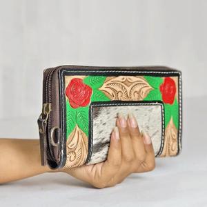 Cartera Larga de Cuero Genuino Hecha a Mano con Patrón de Letras, Estilo Vintage, Cierre Abierto, Unisex, Uso Diario, Portátil, Gran Capacidad - Product Image 3