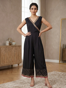 Combinaison ethnique noire en rayonne, décontractée, confortable, élégante, pour tous les jours, tenue ethnique une pièce pour femmes - Product Image 1