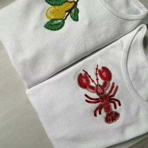 Camiseta sin mangas de moda con bordado de cuentas de semillas, elegante y de gran venta, personalizable en color blanco. - Product Image 3
