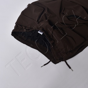 Pantalones de Esquí y Snowboard Unisex OEM, Transpirables, Impermeables 10,000mm, Resistentes al Viento, de Secado Rápido, 100% Poliéster, con Cordón Ajustable y Estampado Personalizado - Product Image 4