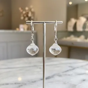 Pendientes de Cuarzo Cristalino Transparente con Facetas Delicadas para Uso Diario, Plata de Ley 925, Chapado en Oro Clásico, Piedra de Nacimiento de Abril, Claridad - Product Image 4