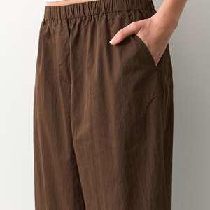 Nouveautés Pantalons de Yoga Décontractés pour Femmes à Taille Élastique, Coupe Ample, Effet Rafraîchissant, Joggers Amples 100% Nylon, Pantalons de Sport à Jambes Larges pour Femmes - Product Image 3