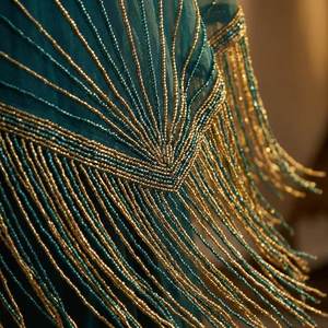 Poncho Perlé Fait Main Fourni Directement par l'Usine pour Fêtes, Mariages et Usage Quotidien Disponible au Prix d'Usine - Product Image 2