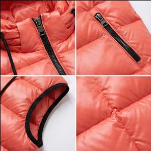 Custom Logo Men's Puffer Vest Lightweight Sleeveless Winter Warm Coat <b>Hoodie</b> Shiny Puffer Jacket Mens Fashion - Product Image 4