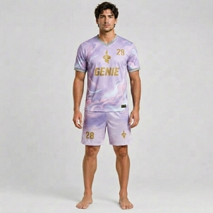 Vêtements de sport haute performance fabriqués avec un tissu polyester flexible, technologie de séchage rapide et construction confortable - Product Image 1