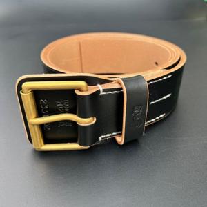 Ceintures en cuir pour hommes de qualité supérieure, couleur noire, logo personnalisé imprimé, écologiques, durables, épaisses et personnalisées - Product Image 1