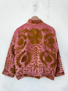 Chaqueta Bomber de Terciopelo 100% con Patrón Floral Bordado Vintage Reversible al por Mayor - Ropa Ecológica Cortavientos para Invierno/Otoño - Product Image 5