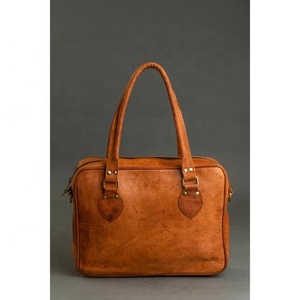 Offre Spéciale Vintage hommes pleine fleur en cuir véritable bandoulière sac de messager grande capacité mallette pour ordinateur portable serrure hiver lettre - Product Image 4