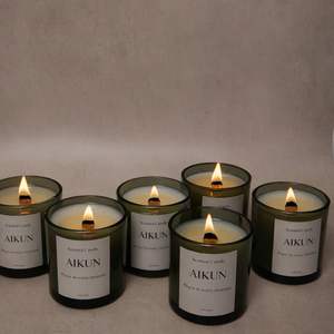 Vela Aromática AIKUN al por Mayor con Lavanda y Manzanilla en Frasco de Vidrio, Vela de Aromaterapia Relajante Premium para OEM al por Mayor - Product Image 4