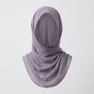 ชุดฮิญาบชีฟองสำเร็จรูป 3 in 1 พร้อมเข็มแม่เหล็กในตัว ผ้าคลุมศีรษะแบบผูก รุ่น Undercap เนื้อผ้านุ่ม พรีเมียม สีสันปรับแต่งได้ตามต้องการ - Product Image 1