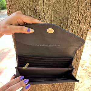 กระเป๋าคลัทช์แบบใหม่สำหรับผู้หญิงกระเป๋าคลัทช์แกะสลักด้วยมือมีสไตล์ตะวันตกกระเป๋าสตางค์ขนสัตว์หนังวัวใช้งานได้หลากหลาย - Product Image 6