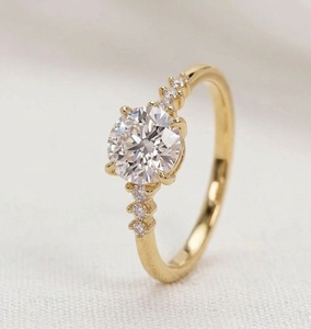Bague de fiançailles et de mariage en platine massif 950 avec diamant rond CVD de 2 carats, diamant de laboratoire de 2,10 carats, couleur E, clarté VVS2, certifié IGI - Product Image 3