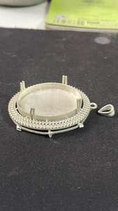 Colgante de Plata de Ley 925 de Gran Tamaño con Engaste de Garras para Hombre y Mujer, Joyería de Moda al por Mayor, de Gran Peso para Reventa en Boutiques - Product Image 3