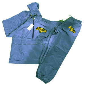 Ensemble de survêtement sportif décontracté léger pour l'entraînement et le jogging, vêtements de sport décontractés de haute qualité, survêtement uni teint en 100 % nylon - Product Image 1