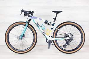 Bicicleta de Gravel TrekS SL 7 AXS 2026 con Frenos de Disco, Horquilla de Carbono, Cuadro de Acero al Carbono, 27 Velocidades y Llantas de Fibra de Carbono - Product Image 5