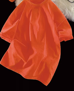 T-shirt décontracté vintage à manches courtes et col rond pour homme, coupe ample, couleur unie orange, 100 % coton, délavage sable, 320 g, tricoté, teint uni - Product Image 1