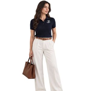 Polo pour femme en bleu marine avec logo brodé, manches courtes et col classique - Product Image 2