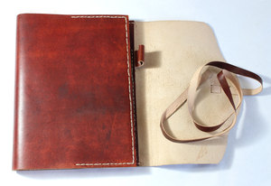 Diario de escritura personalizado, cuaderno color cereza, cuaderno forrado en cuero, cuaderno de tapa dura, planificador para uso diario - Product Image 3