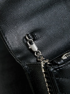 Bolso de Mensajero de Lujo para Mujer, de Gran Capacidad, en Cuero Genuino con Cierre Abierto y Cadena - Product Image 5