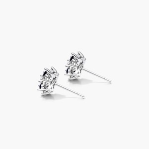 Modern Moissanite Diamond <b>Stud</b> Earrings With Solitaire Style Shine Earrings For Women Daily Wear Parties And Fashion Jewelry - Product Image 6