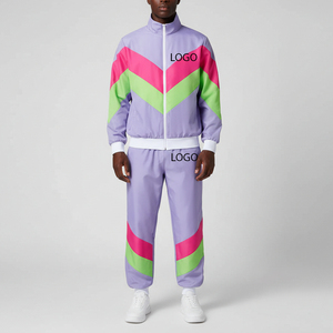 Conjunto de Sudadera con Capucha y Chaqueta Cortavientos de Poliéster para Invierno, Diseño Exclusivo de Fabricante, Estilo Urbano, Ajuste Holgado y Ligero, Diseño 2 en 1 - Product Image 4