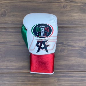 Gants d'entraînement de boxe personnalisés |   Cuir véritable |   Évacuation de l'humidité Séchage rapide |   Fermeture à lacets avec boucle auto-agrippante - Product Image 1