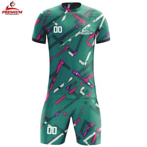 Uniforme de football de qualité supérieure 100% polyester, anti-rides, manches courtes, produit le plus populaire pour hommes, vêtements de sport durables - Product Image 4