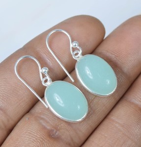 Boucles d'oreilles pendantes ovales en calcédoine aqua naturelle, faites à la main, en argent sterling 925, vente en gros - Product Image 3