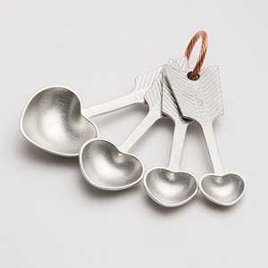 Ensemble de tasses à mesurer en acier inoxydable, 1 tasse, 1/2 tasse, 1/3 tasse, 1/4 tasse, outils de cuisine, tasses à mesurer en métal, écologiques, qualité alimentaire - Product Image 2