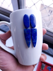Tazas Ecológicas Personalizables con Diseño Artístico de Gemas Mixtas, Taza de Té de Diseño Premium, Opción de Regalo Personalizado, Arte Coleccionable - Product Image 3