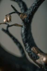 Table console de luxe en fer forgé faite à la main avec plateau en verre transparent, base sculpturale en métal en forme de racine d'arbre, meuble d'appoint pour entrée, couloir ou salon - Product Image 3