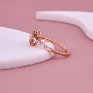 Anillo de Diamantes de Corte Redondo con Halo, Estilo Lujoso, Oro Rosa, Diamantes Cultivados en Laboratorio, Joyería Fina para Mujer - Product Image 2