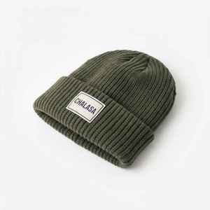 Bonnet en tricot jacquard Y2K personnalisé unisexe motif toile d'araignée avec bouton coupe-vent pour l'hiver, pour hommes et femmes, vente en gros OEM - Product Image 4