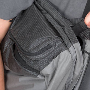 Sac à dos de voyage en jean camouflage OEM, vente en gros, avec fermeture éclair, bandoulière incurvée, respirant, durable, capacité 36-55L, pour l'extérieur - Product Image 4